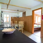 Srednja Vas Feriehus